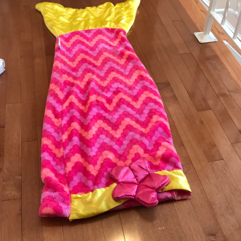 Mermaid tail blanket